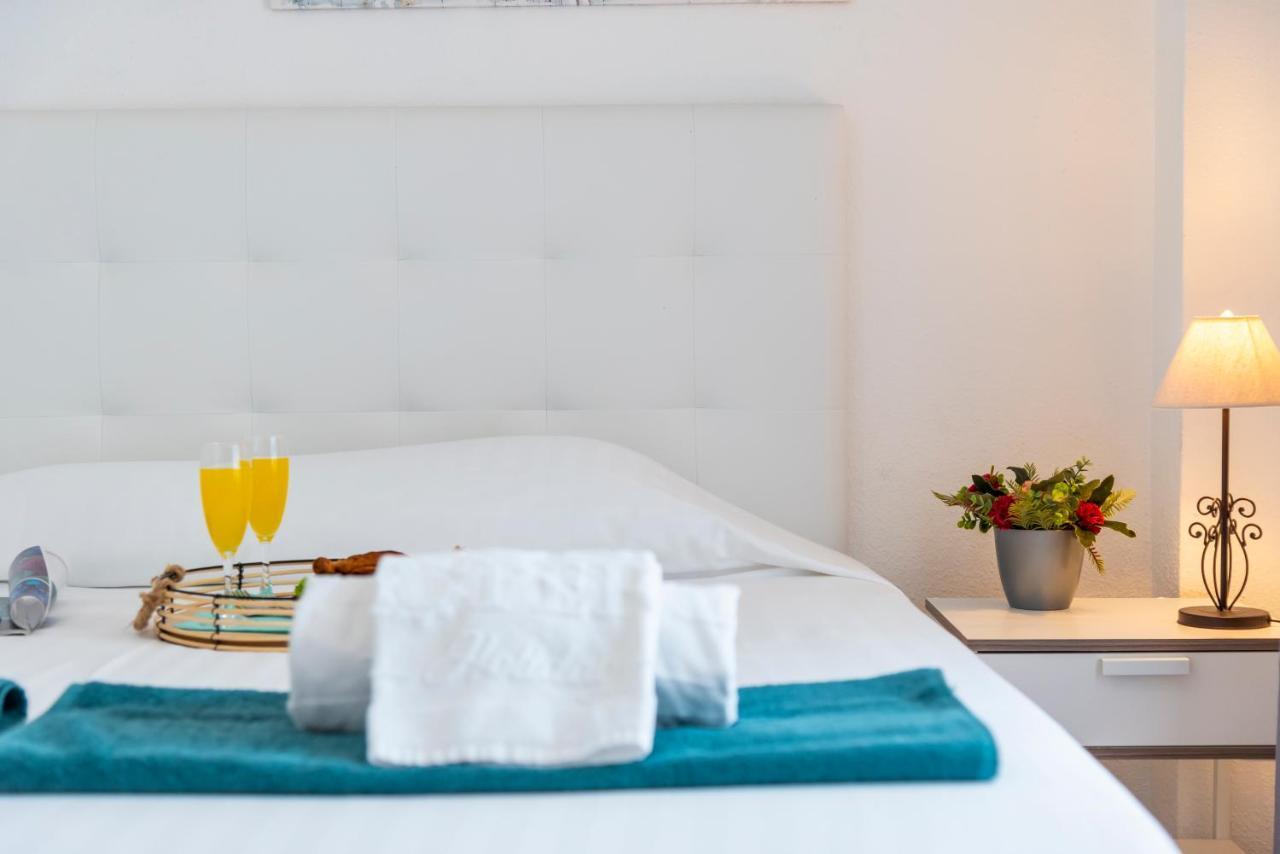 1314 Fabulous 2 Bedroom Accommodation Roof Terrace Callao Salvaje Exterior photo