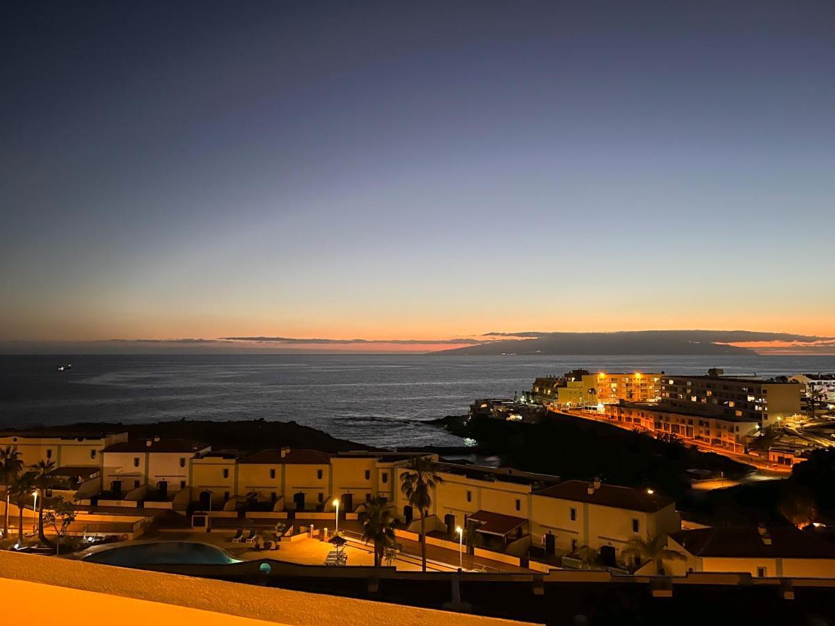 1314 Fabulous 2 Bedroom Accommodation Roof Terrace Callao Salvaje Exterior photo